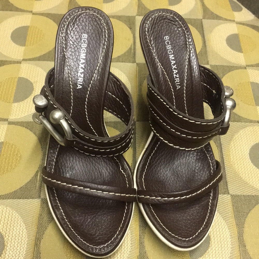 BCBG MaxAzria wedges